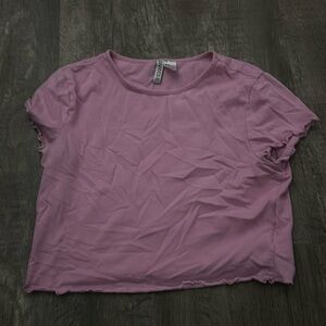 Baby pink crop T
